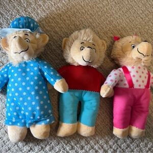 Berenstain Bears Plush Bear Trio Mama Bear, Brother, Sister 8 inch